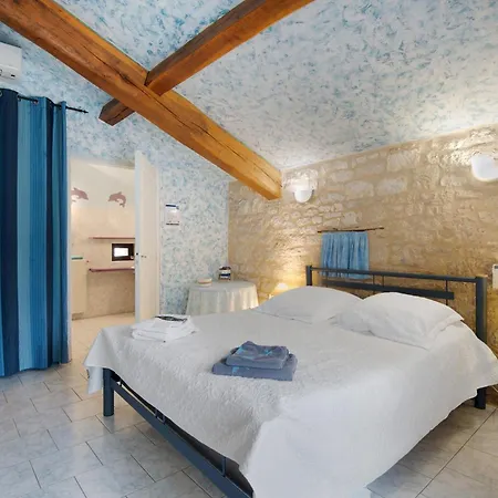 Le Bois De L'ange 2 Guest house 3*
